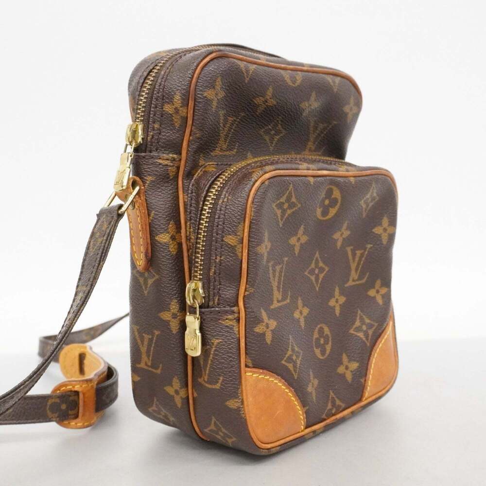 LOUIS VUITTON Brown Monogram Shoulder Bag - Picture 2 of 12